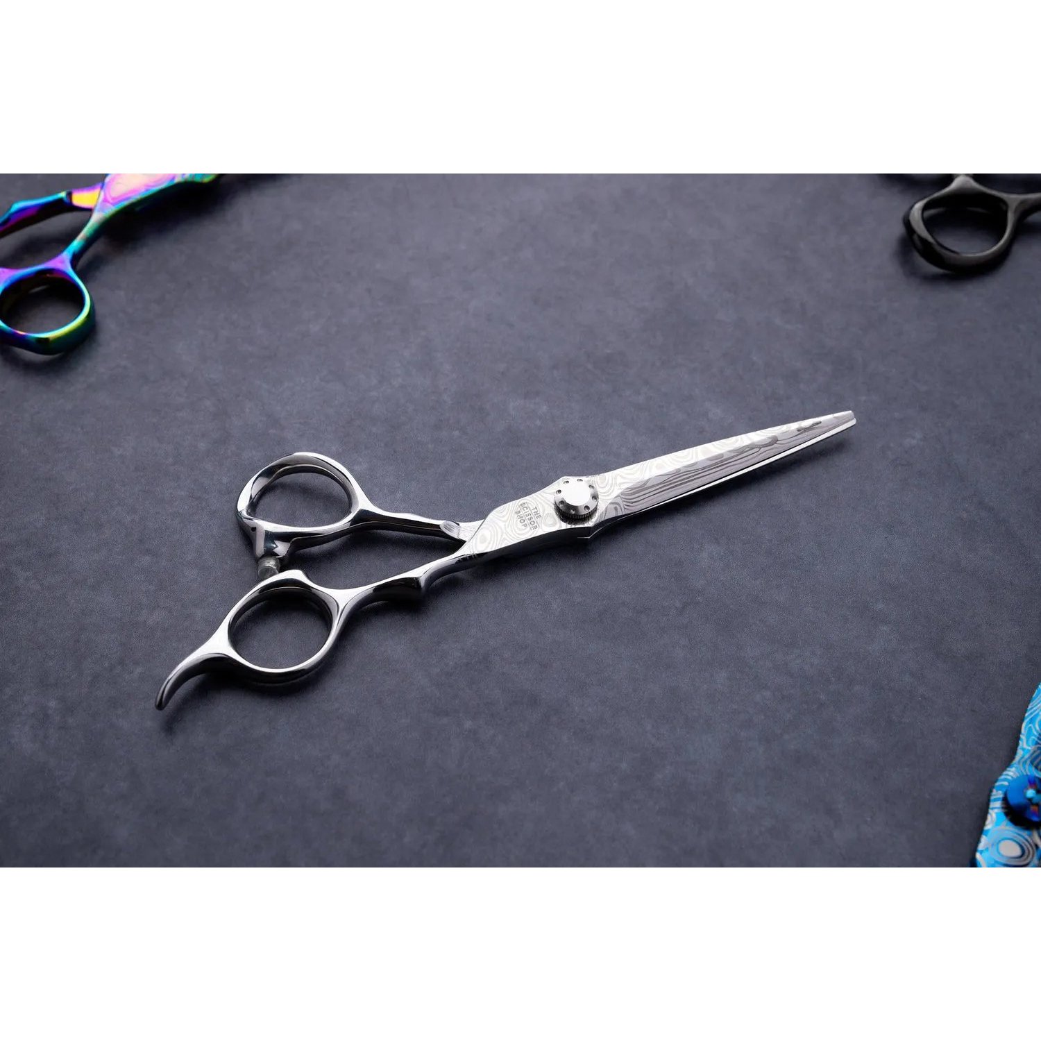 Kuromu Cutting